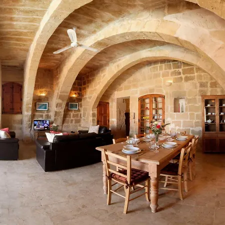 Dom wakacyjny Farmhouse Rosa *